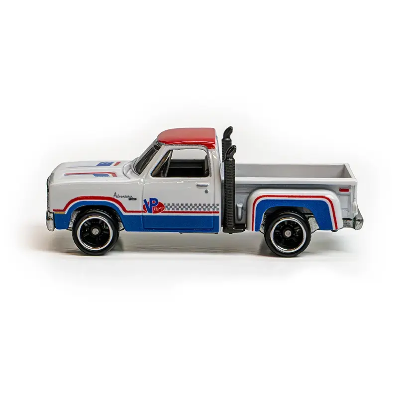 VP Racing Hot Wheels 1978 Dodge Lil Red Express Truck (1:64 Scale) - Image 2